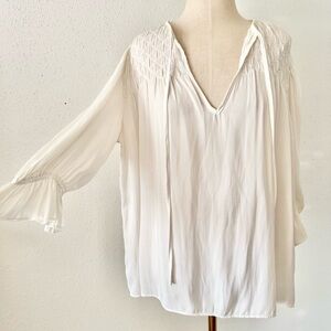 MUSTARD SEED Ivory Satin Loose Fit 3/4 Sleeve Smocked Blouse Women's Size Medium